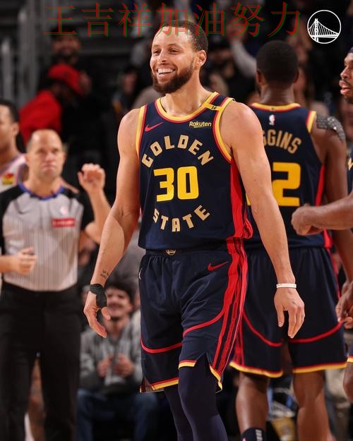 库里状态回升引发热议 防守端问题再次暴露 库里状态回升引发热议 防守端问题再次暴露